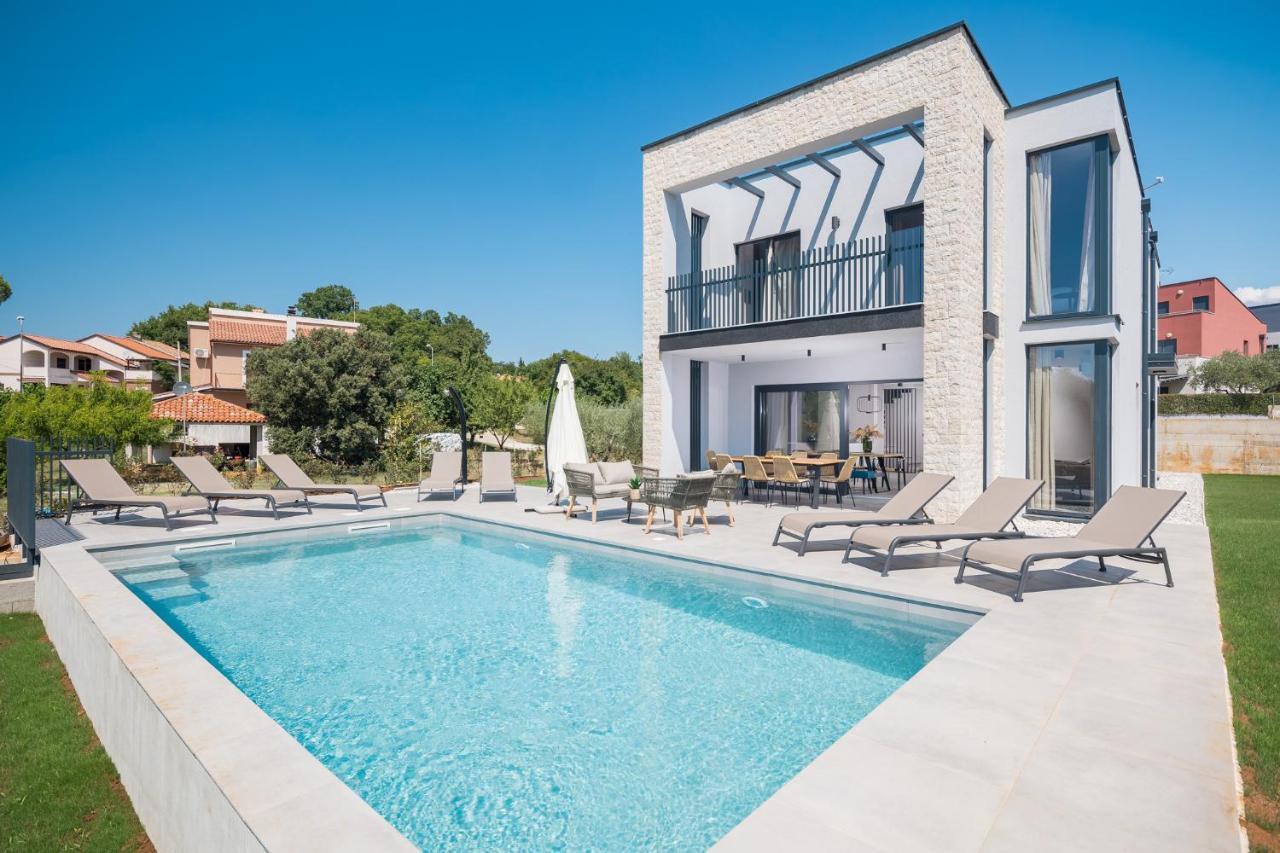 Villa Grota Porec Luaran gambar