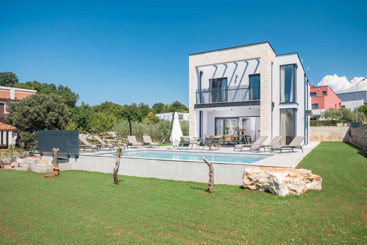 Villa Grota Porec Luaran gambar