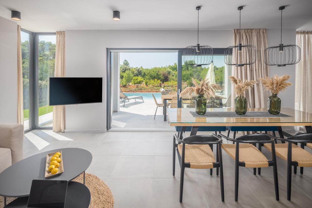 Villa Grota Porec Luaran gambar
